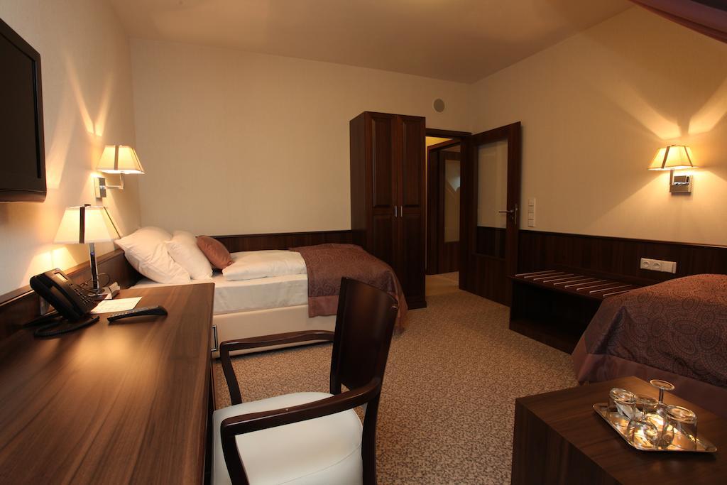 Hotel Sladovna Черна-Гора Номер фото