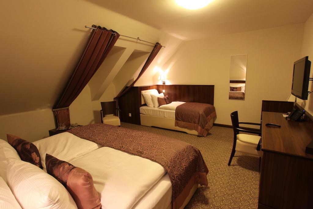 Hotel Sladovna Черна-Гора Номер фото